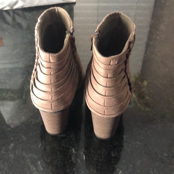 Fergalicious bootie - Picture 2 of 6